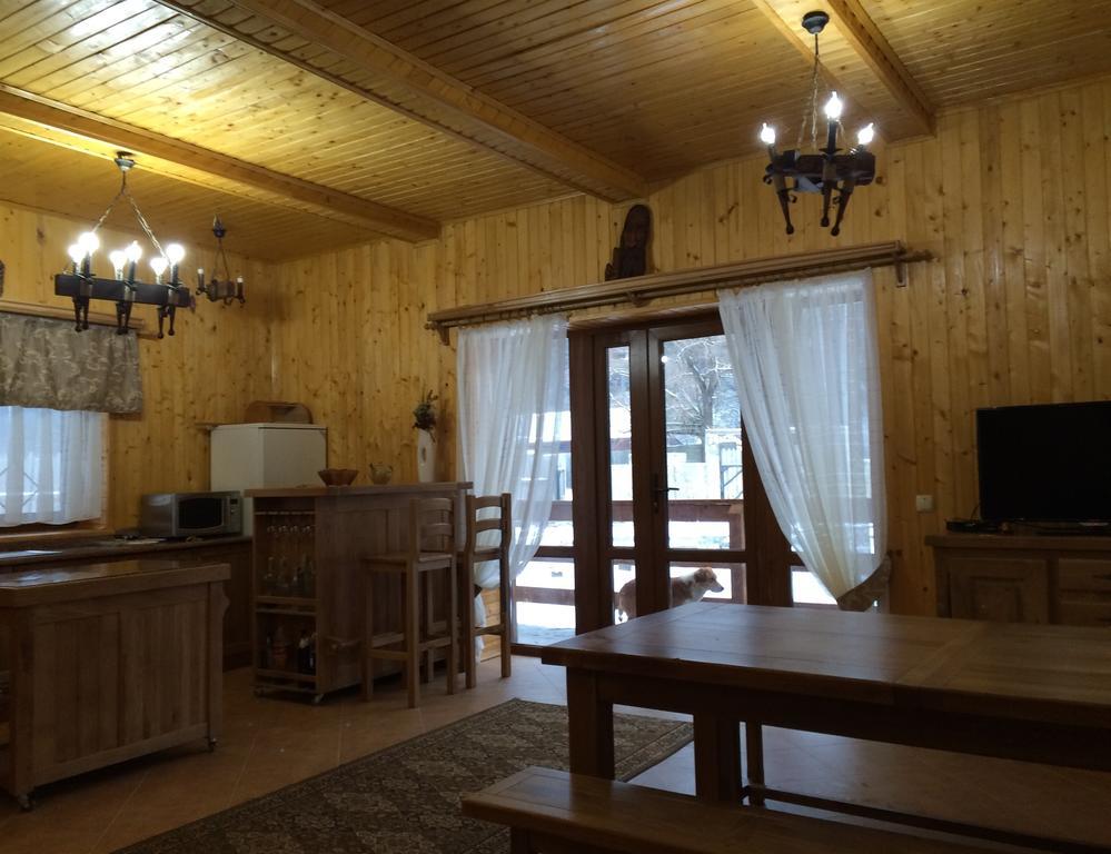 Guest House In Carpathians Migovo Phòng bức ảnh
